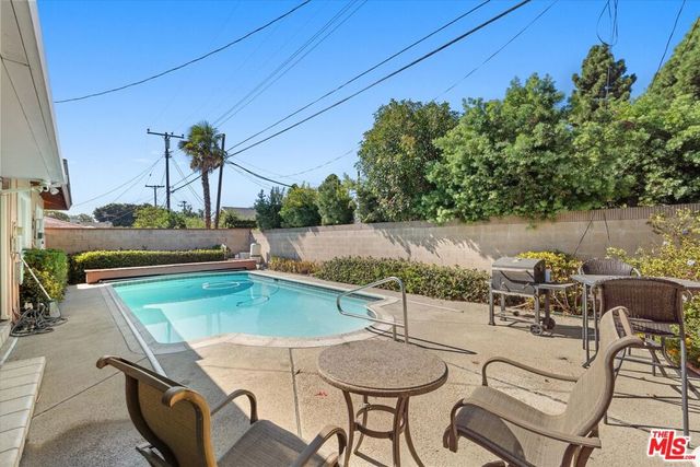 541 Silvera Avenue, Long Beach, CA 90803