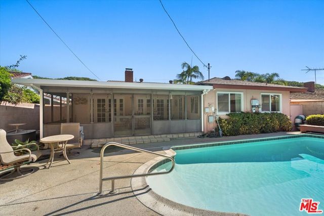 541 Silvera Avenue, Long Beach, CA 90803
