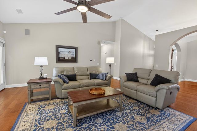 1733 Komos Ct, Atwater, CA 95301