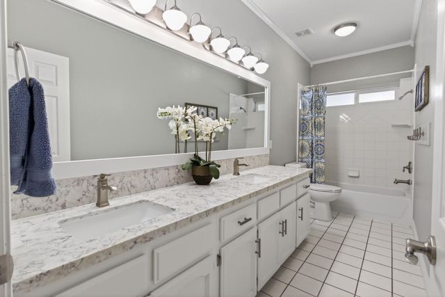 1733 Komos Ct, Atwater, CA 95301
