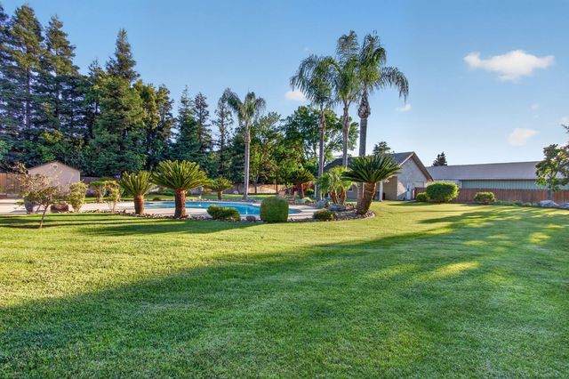 1733 Komos Ct, Atwater, CA 95301