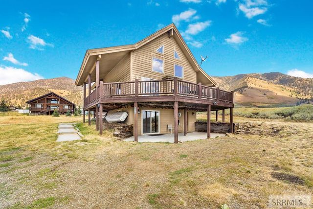 3675 Obrien Drive, Island Park, ID 83429