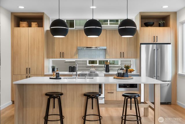 926 NW 58th Street, Seattle, WA 98107