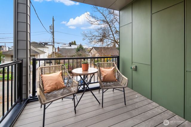 926 NW 58th Street, Seattle, WA 98107