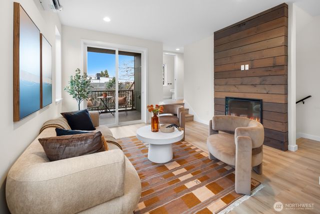 926 NW 58th Street, Seattle, WA 98107