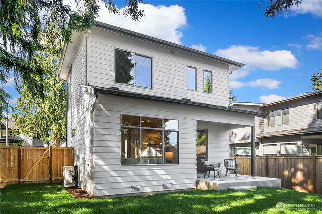 13121 NE 103rd Place, Kirkland, WA 98033