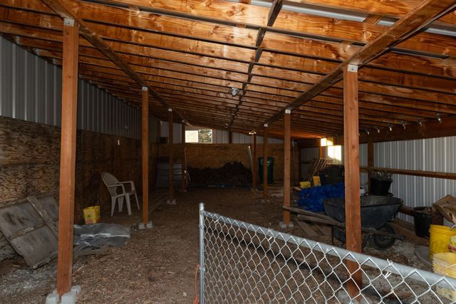 8104 Prairie Dog Drive, Bonanza, OR 97623