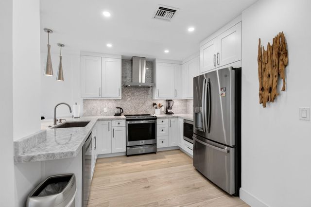 120 N OCEAN Boulevard 203, Delray Beach, FL 33483