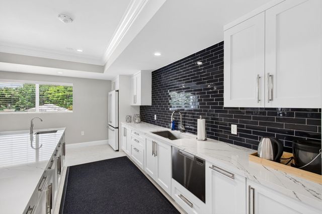 120 N OCEAN Boulevard 203, Delray Beach, FL 33483