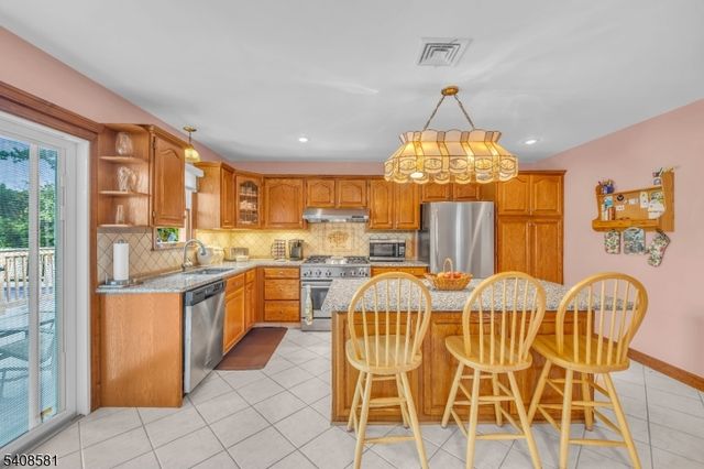 18 Mountainview Dr, Clifton City, NJ 07013