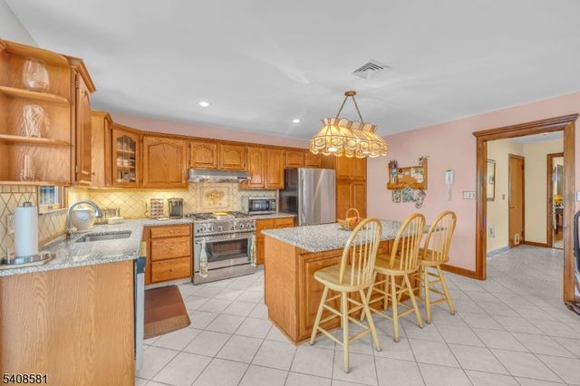 18 Mountainview Dr, Clifton City, NJ 07013