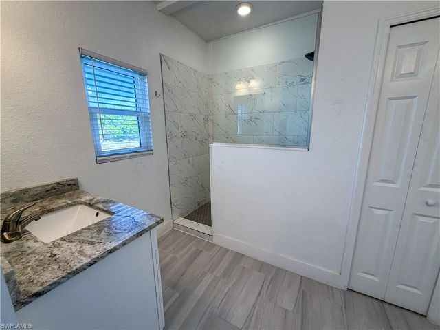 1034 Andalusia BLVD, Cape Coral, FL 33909