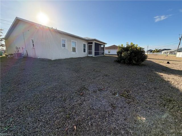 1034 Andalusia BLVD, Cape Coral, FL 33909