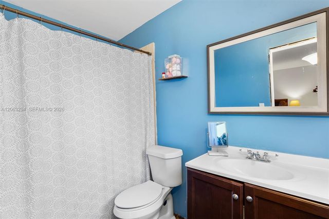 11045 SW 161st Terrace, Miami, FL 33157