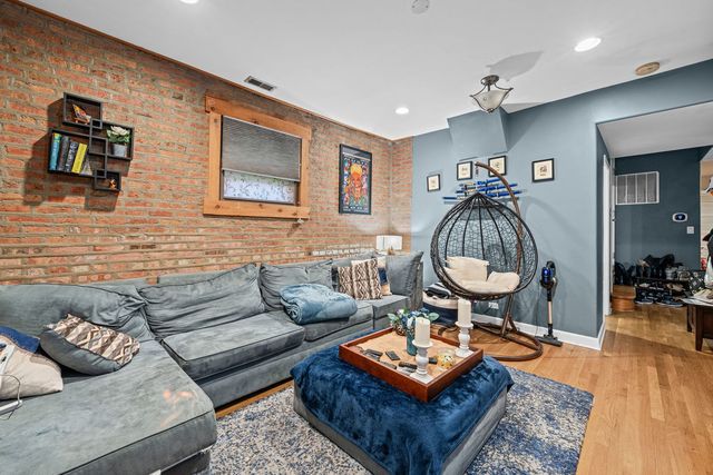1654 W FARWELL Avenue GJ, Chicago, IL 60626