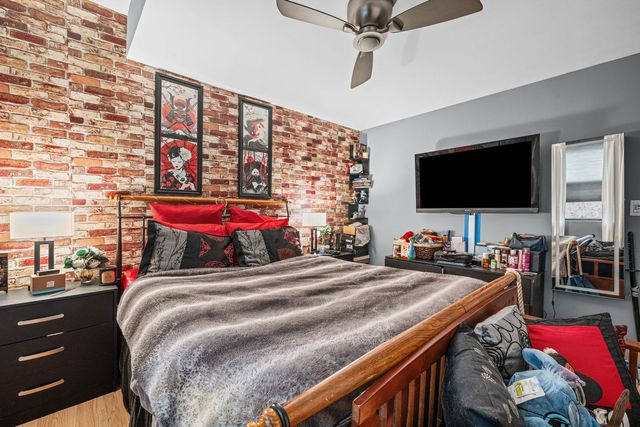 1654 W FARWELL Avenue GJ, Chicago, IL 60626
