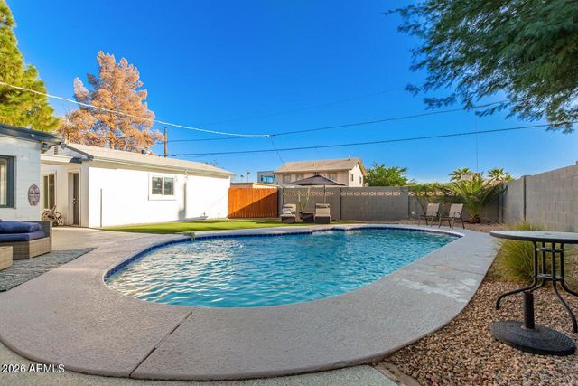 3329 E PALM Lane, Phoenix, AZ 85008