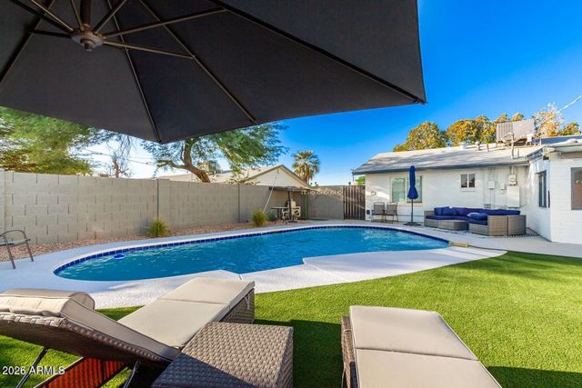 3329 E PALM Lane, Phoenix, AZ 85008