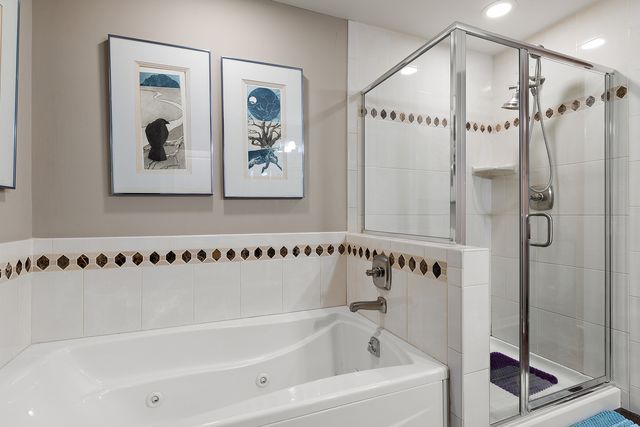 425 Benjamin Drive 403, Vernon Hills, IL 60061