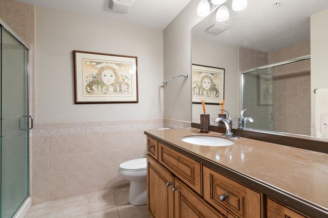 425 Benjamin Drive 403, Vernon Hills, IL 60061