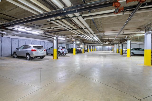 425 Benjamin Drive 403, Vernon Hills, IL 60061