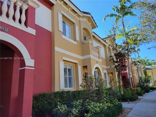 8938 SW 19th St 904, Miramar, FL 33025