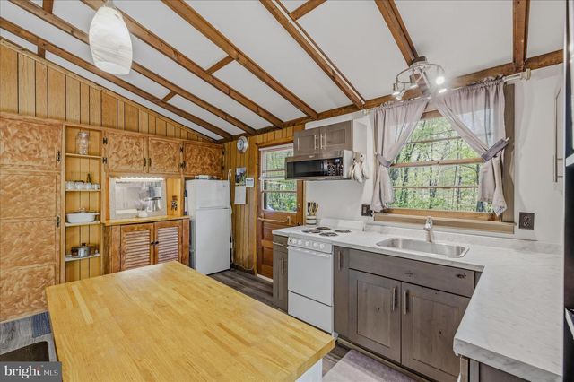 663 AUDUBON RD, Hedgesville, WV 25427