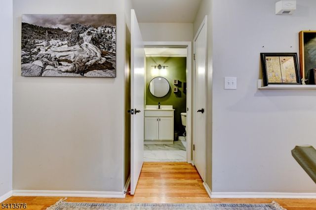 58 Pasture Ct, Roxbury Twp., NJ 07852