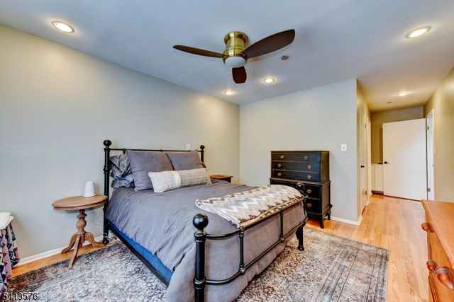 58 Pasture Ct, Roxbury Twp., NJ 07852