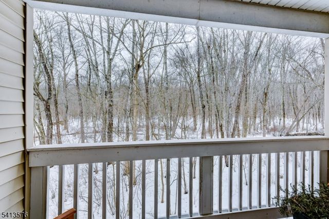 58 Pasture Ct, Roxbury Twp., NJ 07852