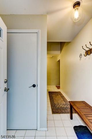 58 Pasture Ct, Roxbury Twp., NJ 07852