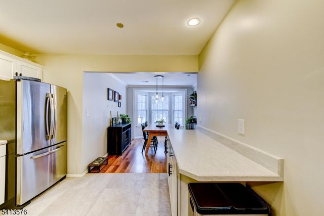 58 Pasture Ct, Roxbury Twp., NJ 07852