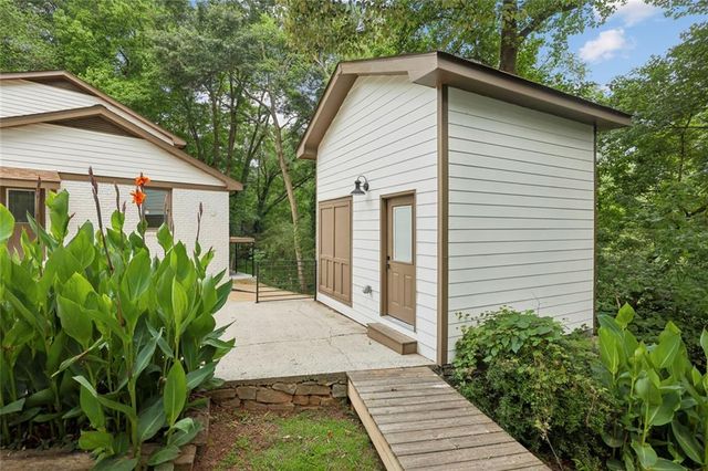 3621 Wood Valley Court NE, Brookhaven, GA 30319