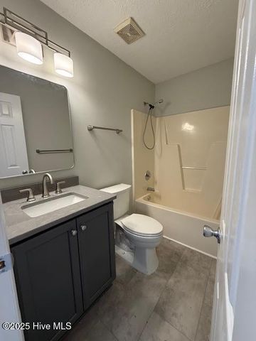 6917 Alamosa Drive, Wilmington, NC 28411