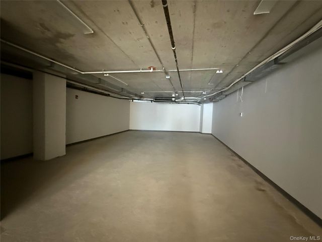 43-20 52nd Street RS, Woodside, NY 11377