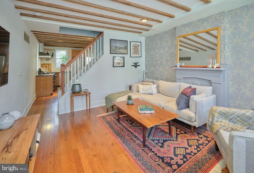 118 CLINTON ST, LAMBERTVILLE, NJ 08530 — photo 3