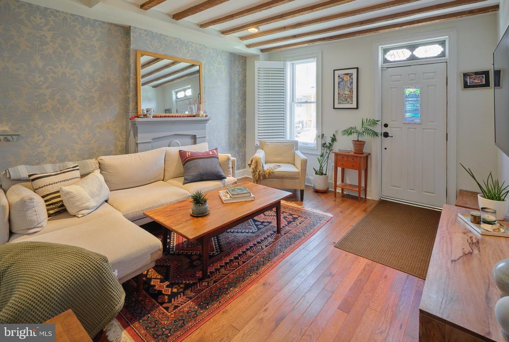 118 CLINTON ST, LAMBERTVILLE, NJ 08530 — photo 4