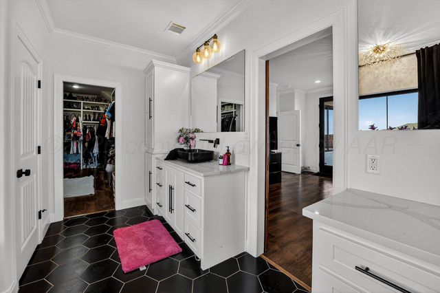 10050 PINESAP Lane, Amarillo, TX 79119