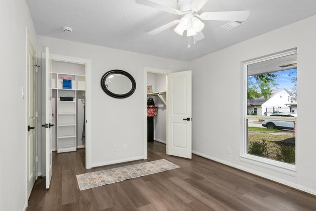 6115 Lymbar Drive, Houston, TX 77096