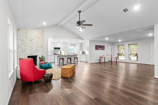 6115 Lymbar Drive, Houston, TX 77096