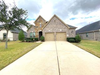 2007 Post Oak Court, Pearland, TX 77581