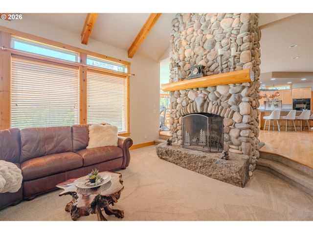 1352 BUHMAN Rd, Washougal, WA 98671