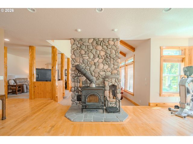 1352 BUHMAN Rd, Washougal, WA 98671