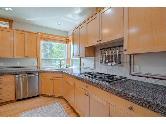 1352 BUHMAN Rd, Washougal, WA 98671