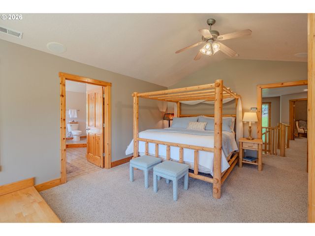 1352 BUHMAN Rd, Washougal, WA 98671