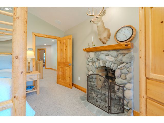 1352 BUHMAN Rd, Washougal, WA 98671