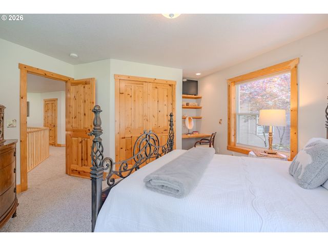 1352 BUHMAN Rd, Washougal, WA 98671