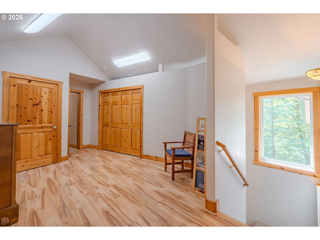 1352 BUHMAN Rd, Washougal, WA 98671