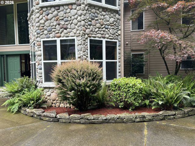1352 BUHMAN Rd, Washougal, WA 98671