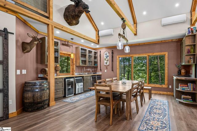 183 Little Eastatoee Road, Sunset, SC 29685